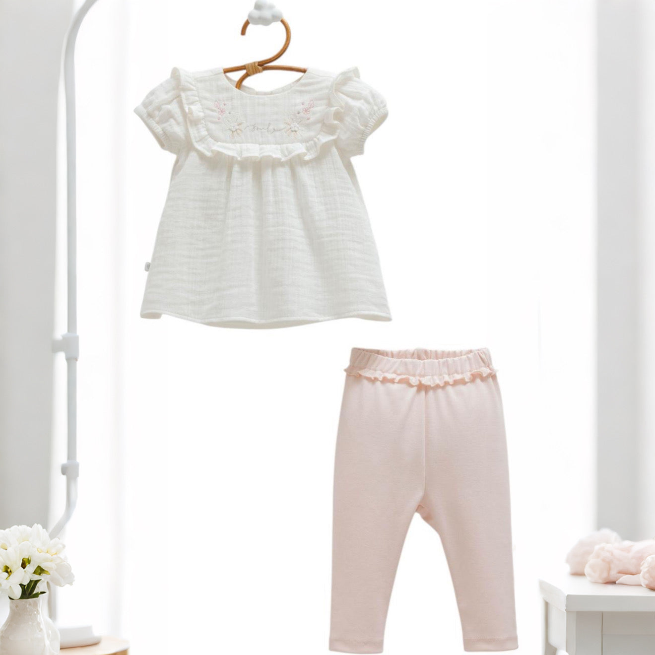 Muslin set cotton for baby girl short sleeve with pink legging designed on top