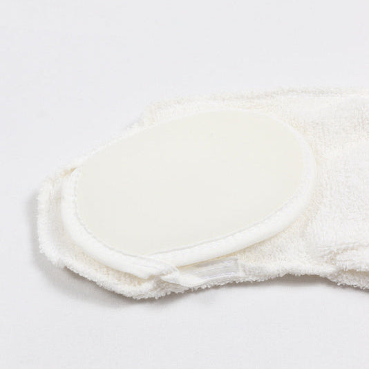 figured bath glove with sponge inside