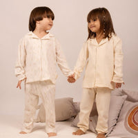 Cotton sleepwear for girl with buttons and collar off white warm color long sleeve
