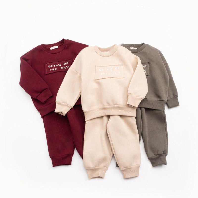 fleece set of sweatshirt and sweatpants for boy and girl beige color